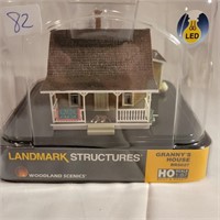 Landmark Structures Granny's House HO Scale BR5027