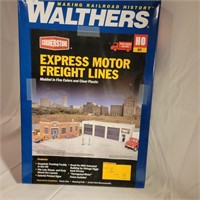 Walthers Cornerstone HO Kit Express Motor Freight