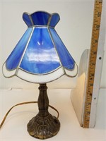 Small Accent Lamp w/Slag Glass Shade