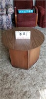 Round Top Hexagon Sides Side Table