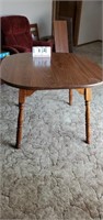 Oak Dining Table With 2 Leaves