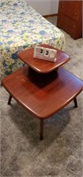 1964 Coffee or End Table 2 Tier wood