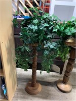Pedestal Decorative Ivy