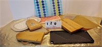 Various Wood & Plastic Cutting Boards
