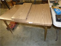 VINTAGE DINING TABLE