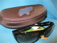 NEW Maui Jim's Stingray Sunglasses w/ Accessories
