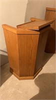 Wooden handcrafted podium 28x21x45