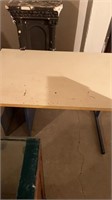 Partical board drafting table