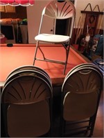 8 Folding Chairs