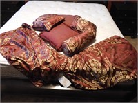 2 King Sized Shams & Pillows