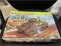 DRAGON M4A3 (76)W TANK