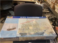 REVELL USS CONSTITUTION SHIP