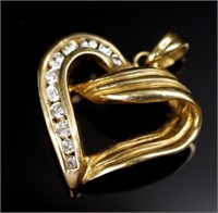 Vintage 9ct yellow gold heart pendant