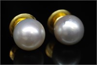 South Sea pearl set 18ct yellow gold stud