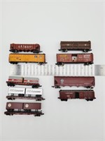 9  assorted Southern Pacific , Santa Fe,