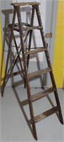 Vintage Wooden Painters Ladder 6'