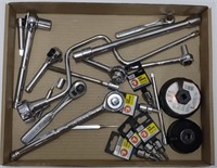 Lot w/craftsman rachet wrenches& accessories
