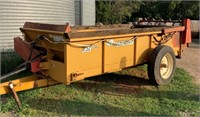 Knight 252 manure spreader