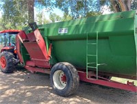 Farm Aide feeder wagon