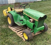 JD 110 lawn tractor