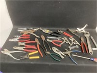 Miscellaneous Pliers,Wrenches and Other Tools