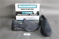 Pair of Sketchers relaxed fit  size 11 men's