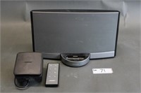 Bose speaker & charging stand/ display
