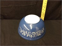 Pyrex COLONIAL MIST #403 Mixing Bowl