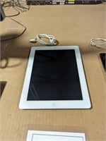 Apple iPad A1416 32gb ram unloced charging cable
