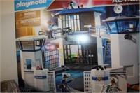 playmobil city action play set #6919-256pc(new)