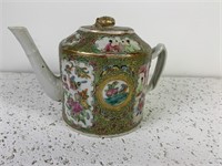 Chinese Antique Rose Medallion Teapot 1850-1890