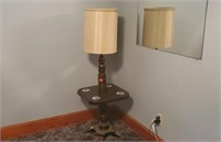 Retro Currier & Ives end table lamp
