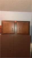 Wooden upper cabinet, 2 doors