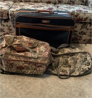 Luggage (3), suitcase, tote bags