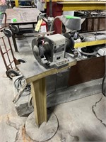 Craftsman bench grinder on stand