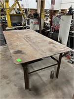 Metal welding table