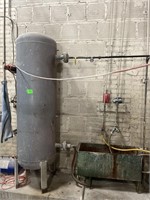 Air compressor holding tank