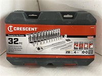 Crescent 3/8" Drive 32 Pc Socket Wrench Set