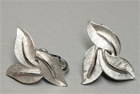 Vintage Trifari Silvertone Leaf Earrings
