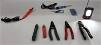 electrical hand tools. 2 circuit testers 2 wire st