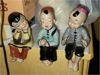3 Occupied Japan seated figures
