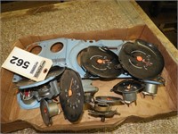 Vintage vehicle gauges