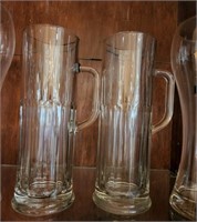M - LOT OF PISLNER GLASSES & MUGS (L44)