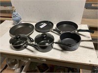 Assorted Pots/Pans