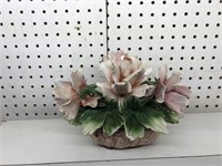 Vintage Capodimonte flower arrangement 9” as is