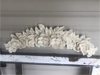 Decorative floral wall s once approx 31”