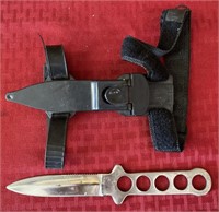 Stainless steel knife with leg holster
