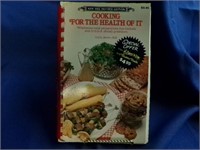Cooking for the Health of It 1981 Gail L Becker,
