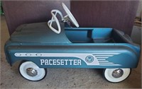 AMF PACESETTER PEDAL CAR