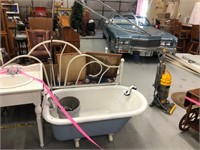 Cast Iron Footed Tub w Accessories